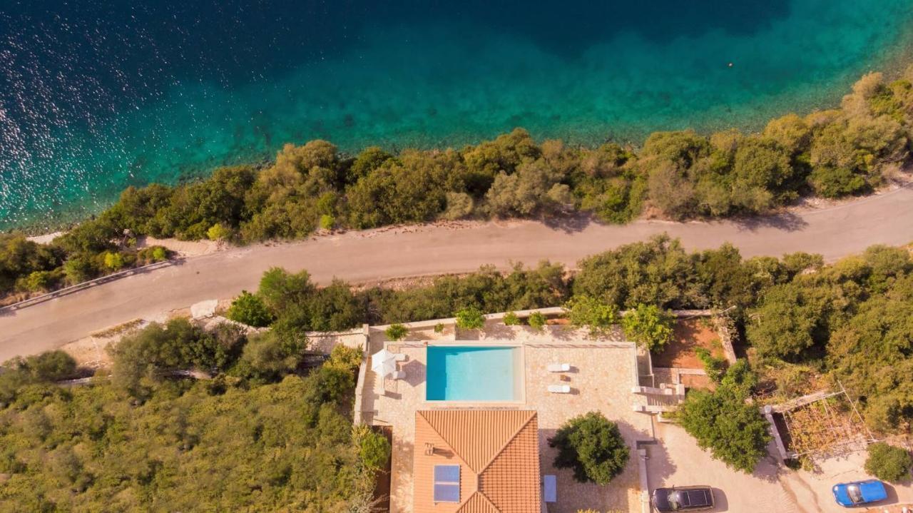 Meganisi Blue Villa Spartokhorion Bagian luar foto