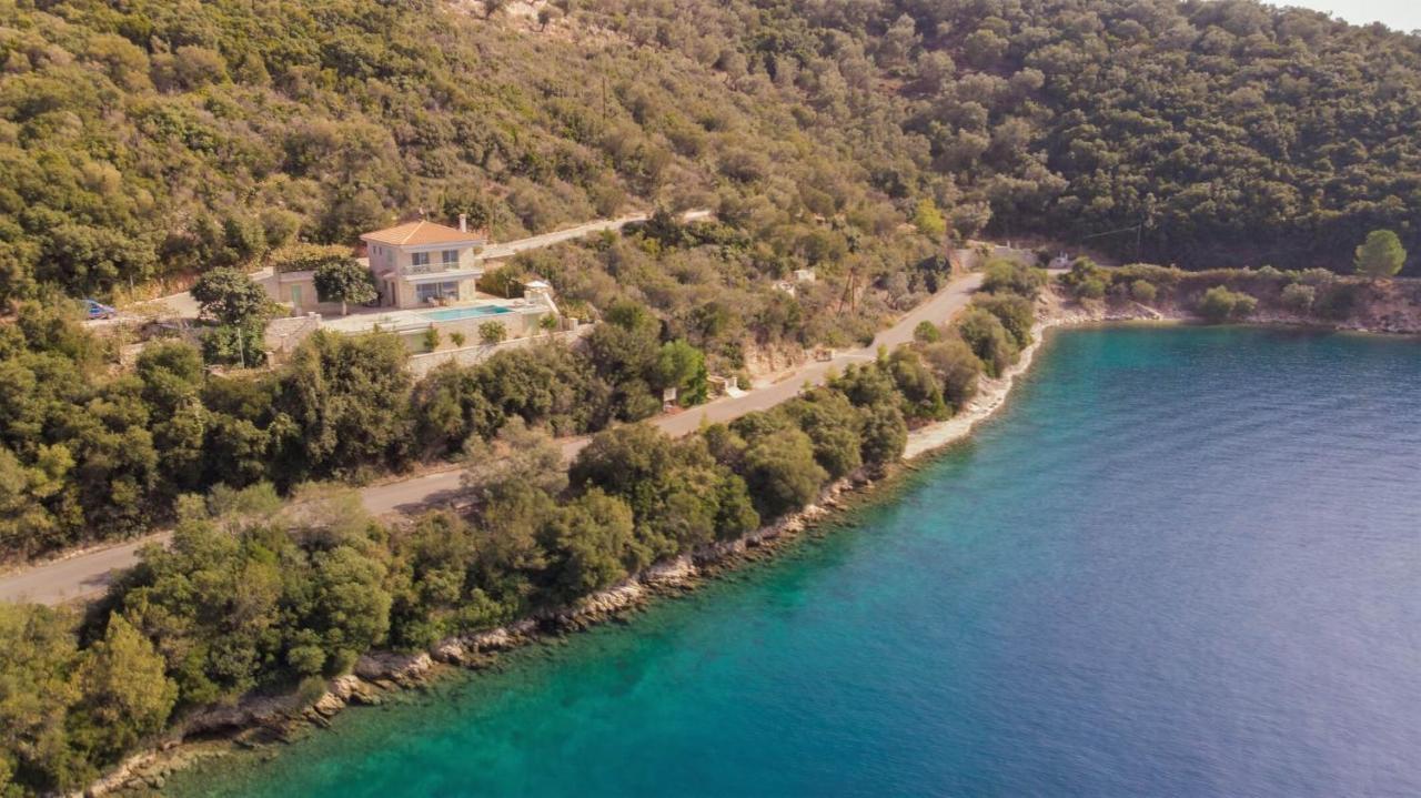 Meganisi Blue Villa Spartokhorion Bagian luar foto