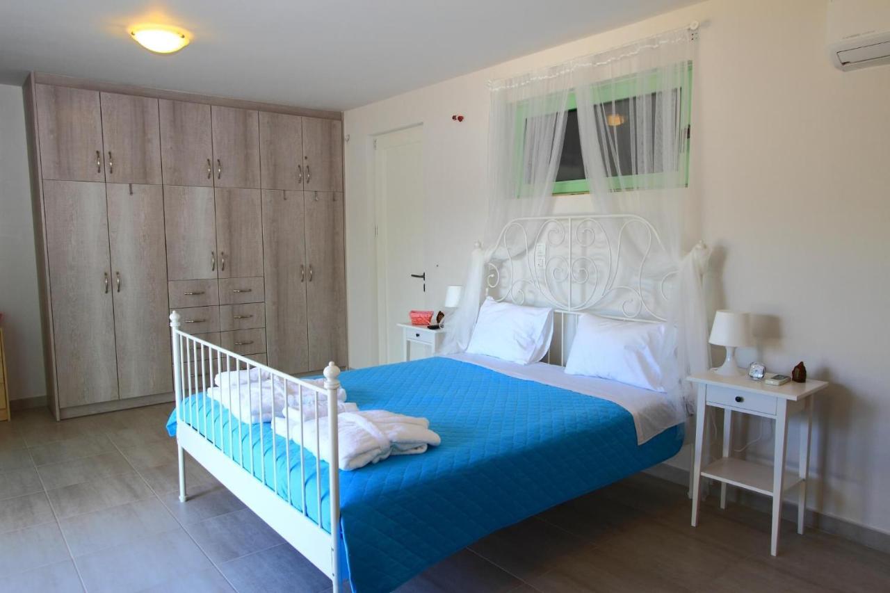 Meganisi Blue Villa Spartokhorion Bagian luar foto